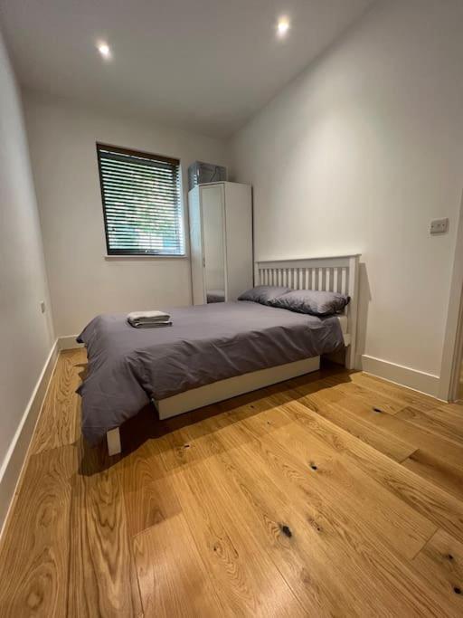 Cozy Modern Apartment In Croydon Central Екстер'єр фото